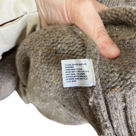 GAP Men’s Large Tan Speckled Qyarter-Zip Wool Blend Sweater - Picture 3 of 11